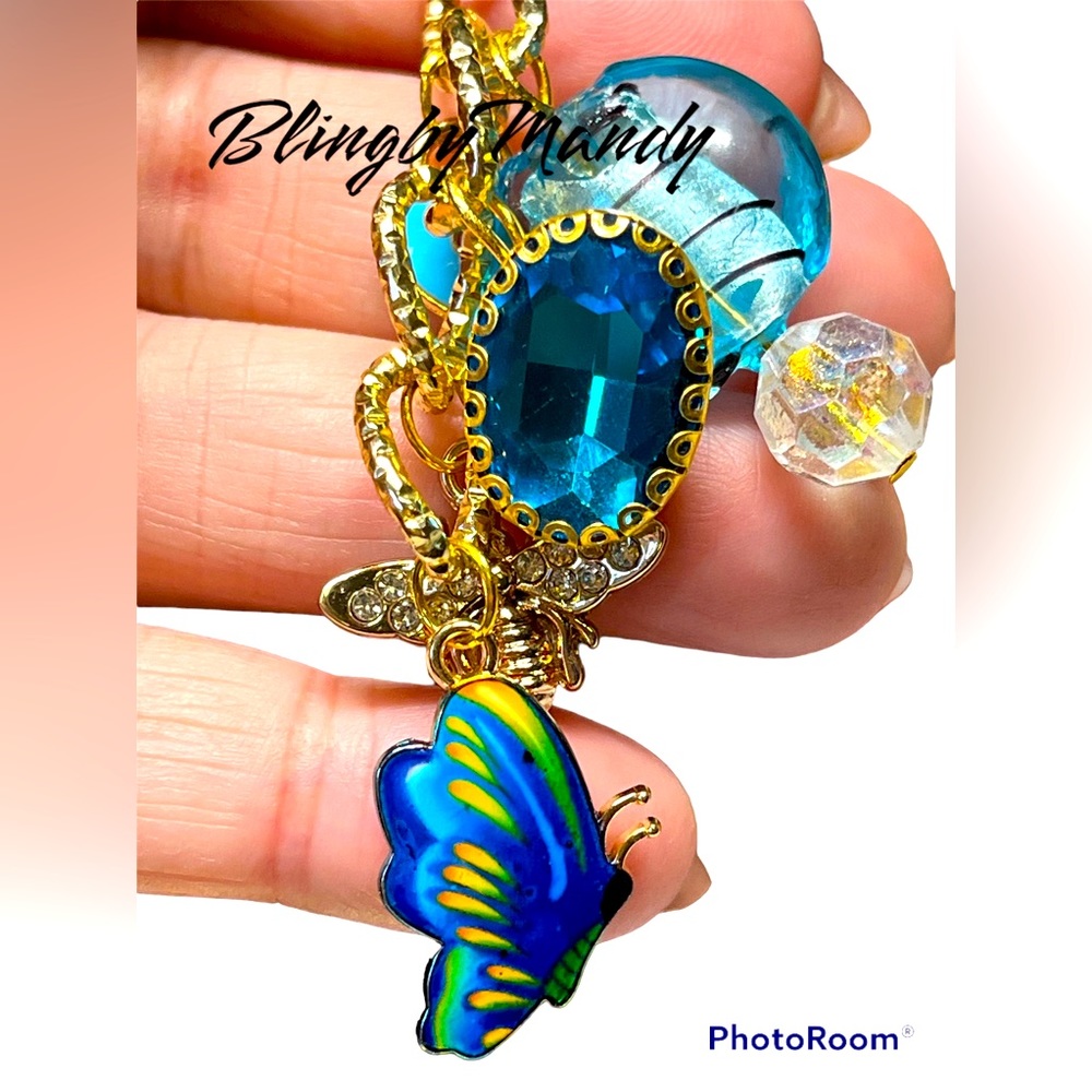 🦋 butterfly theme keychain with a touch of bling
